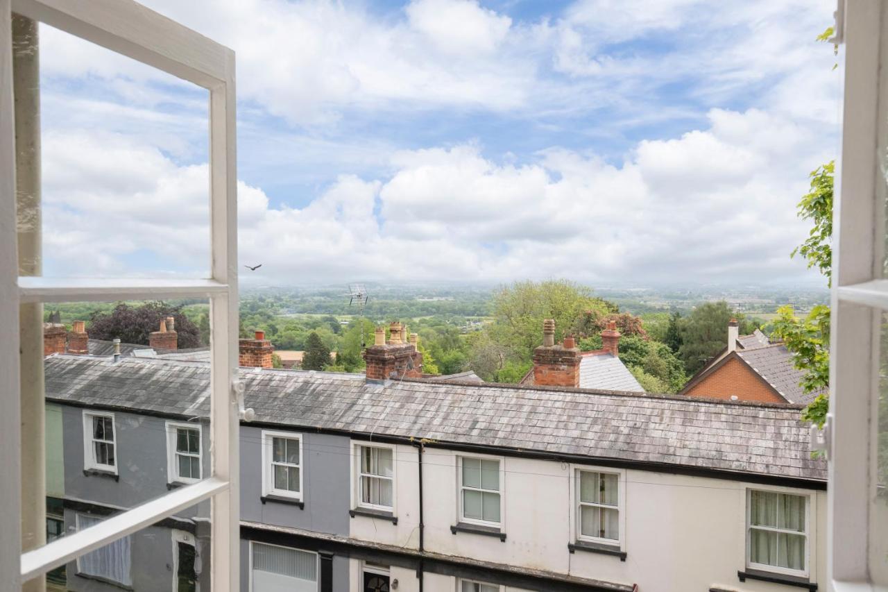 Vaughan Lodge Elegant 2-Bed Duplex With Views Near Malvern Hills Malvern Wells Exterior photo